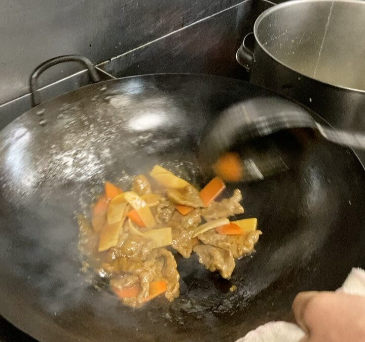 『牛肉とブロッコリーのオイスターソース炒め』