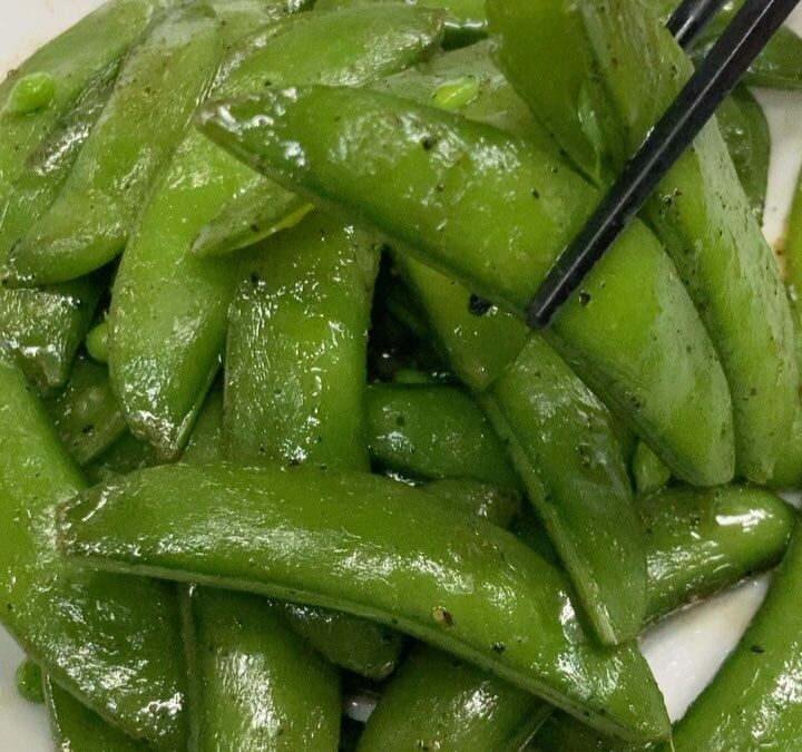 『スナックエンドのブラックペッパー炒め』